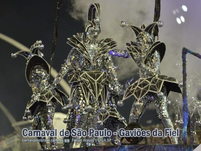 São Paulo Carnaval 2024 desfile Gaviões da Fiel no Sambódromo do