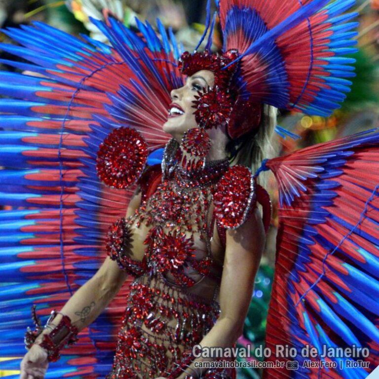 Musas Do Carnaval Fotos Tati Barbieri No Salgueiro Sortimento