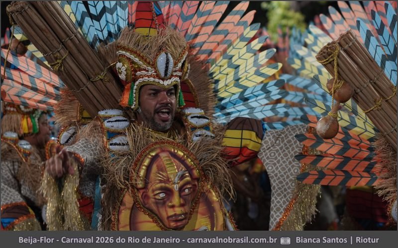 Desfile Beija-Flor de Nilópolis no Carnaval 2026 do Rio de Janeiro - carnavalnobrasil.com.br