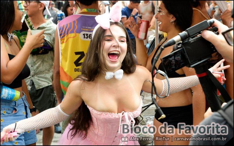 Desfile do Bloco da Favorita no Carnaval de Rua 2026 do Rio de Janeiro - carnavalnobrasil.com.br