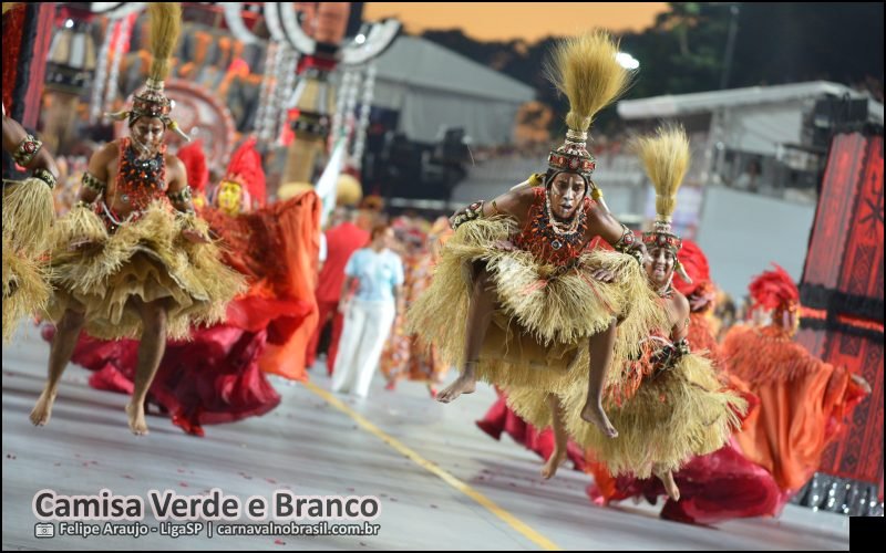 Desfile Camisa Verde e Branco no Carnaval 2026 de São Paulo - carnavalnobrasil.com.br