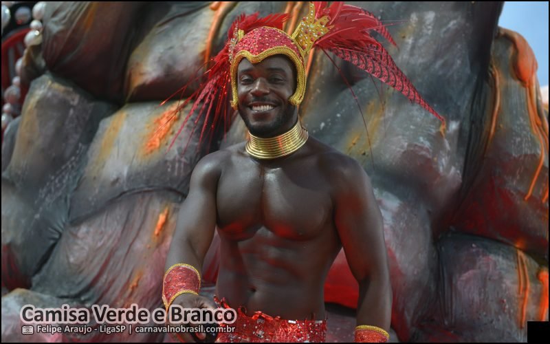 Desfile Camisa Verde e Branco no Carnaval 2026 de São Paulo - carnavalnobrasil.com.br