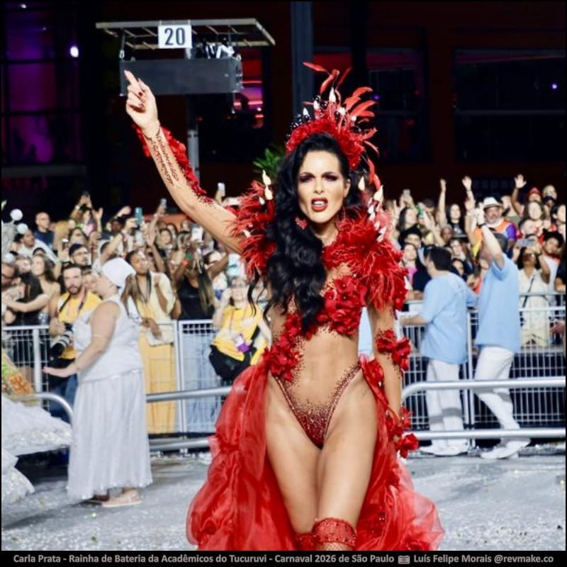 Carla Prata, Rainha de Bateria da Acadêmicos do Tucuruvi, no Carnaval 2026 de São Paulo - carnavalnobrasil.com.br