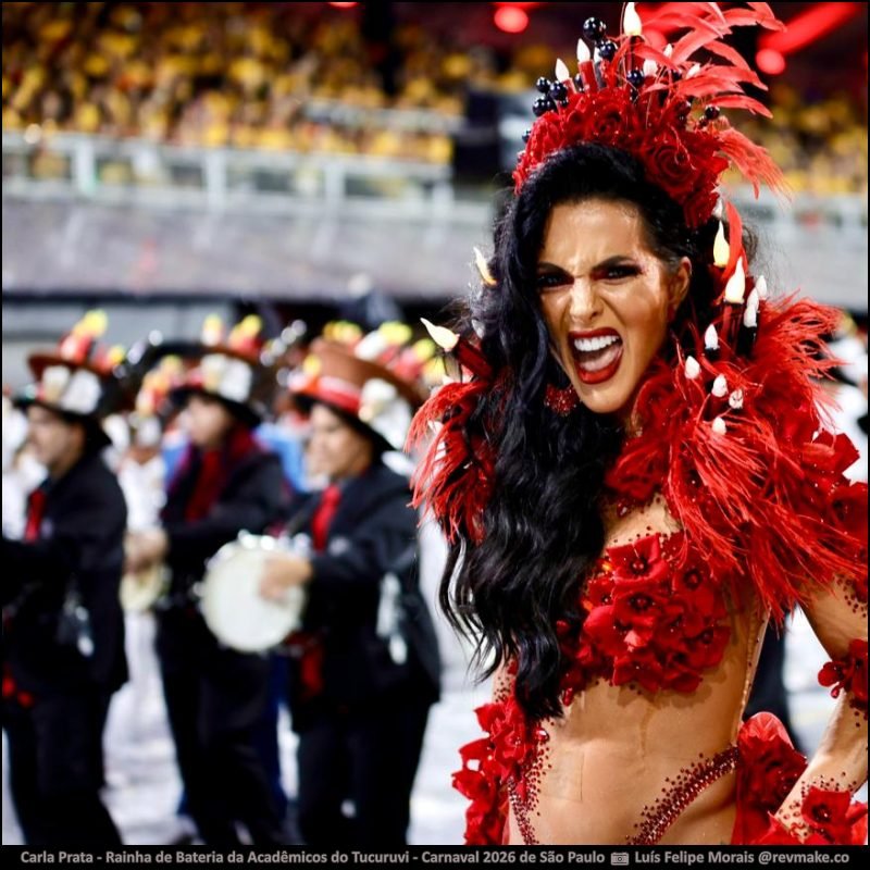 Carla Prata, Rainha de Bateria da Acadêmicos do Tucuruvi, no Carnaval 2026 de São Paulo - carnavalnobrasil.com.br