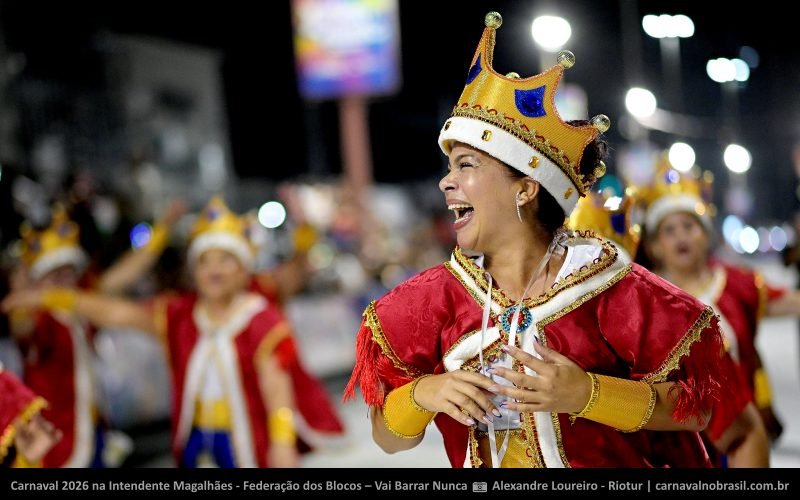 Foto Carnaval 2026 na Intendente Magalhães - Federação dos Blocos – Vai Barrar? Nunca! - carnavalnobrasil.com.br