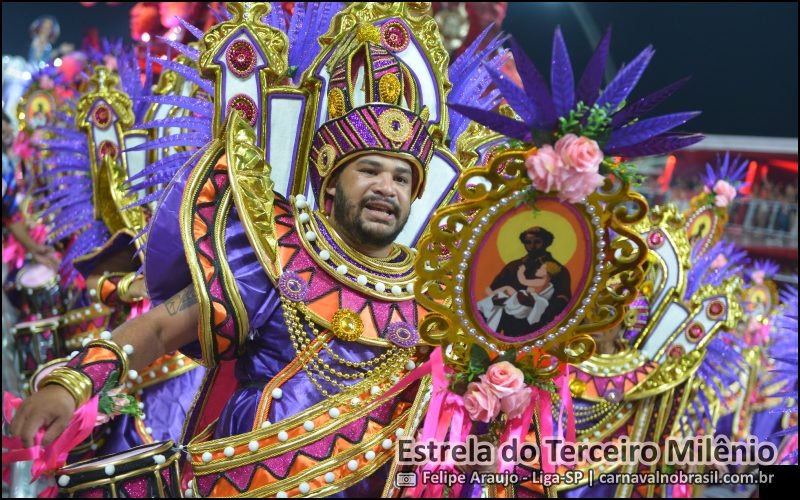 Desfile Estrela do Terceiro Milênio no Carnaval 2026 de São Paulo - carnavalnobrasil.com.br
