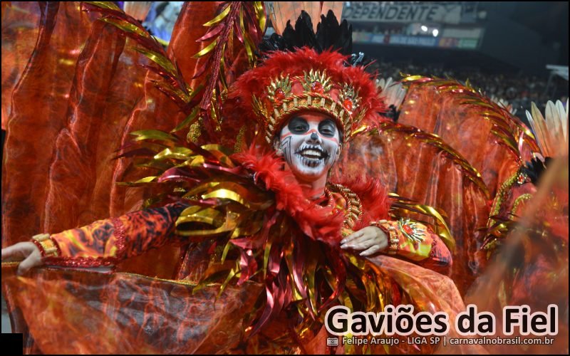 Desfile Gaviões da Fiel no Carnaval 2026 de São Paulo - carnavalnobrasil.com.br