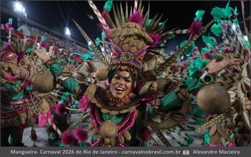 Desfile Mangueira no Carnaval 2026 do Rio de Janeiro - carnavalnobrasil.com.br