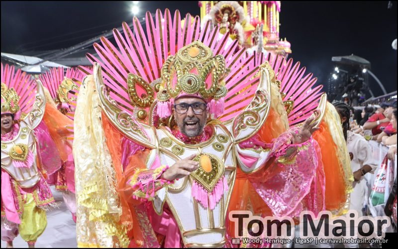 Desfile Tom Maior no Carnaval 2026 de São Paulo - carnavalnobrasil.com.br