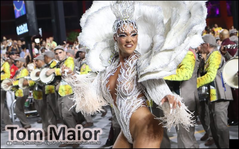 Desfile Tom Maior no Carnaval 2026 de São Paulo - carnavalnobrasil.com.br