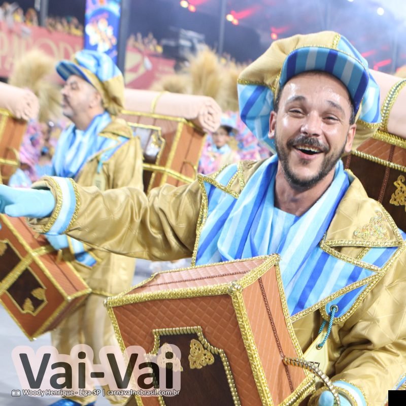 Desfile da Vai-Vai no Carnaval 2026 de São Paulo - carnavalnobrasil.com.br