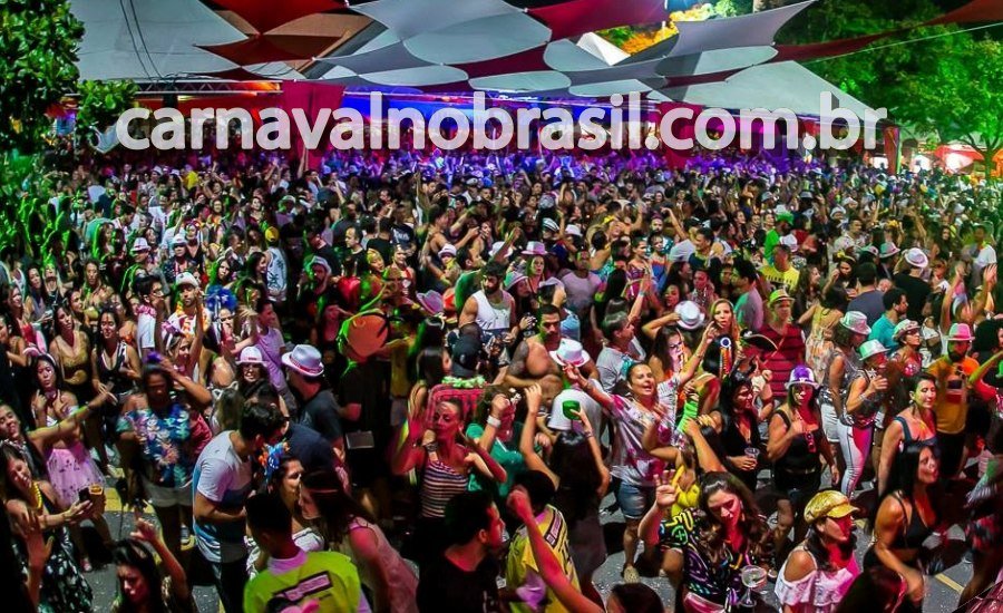 Carnaval do Distrital 2022 em Belo Horizonte - Carnaval no Brasil by sortimentos.com