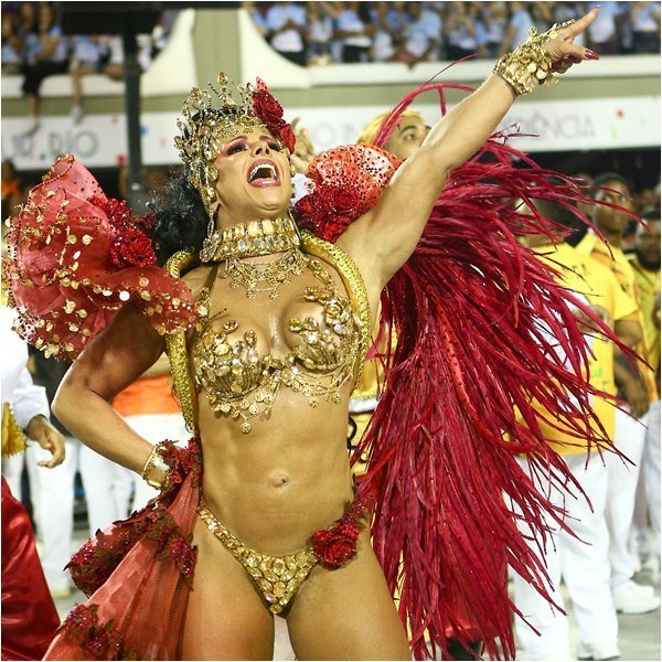 Viviane Araújo Rainha de Bateria no Carnaval do Rio de Janeiro