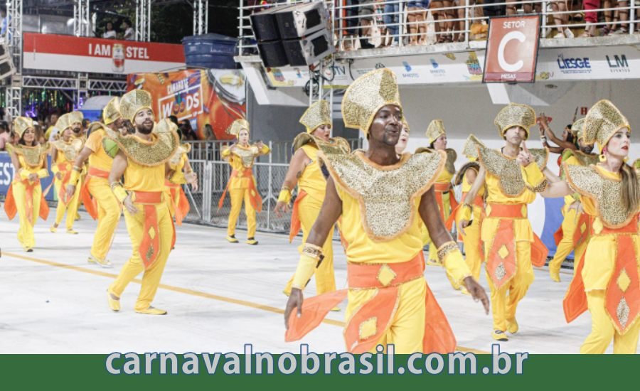 Desfile da Chega Mais no Carnaval de Vitória - carnavalnobrasil.com.br