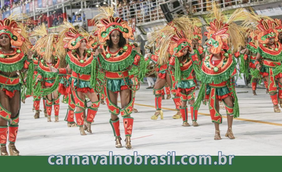 Desfile Chegou o que Faltava no Carnaval de Vitória - carnavalnobrasil.com.br