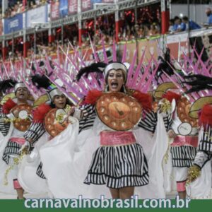 Desfile Imperatriz do Forte no Carnaval de Vitória - carnavalnobrasil.com.br