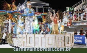 Desfile da Independentes de São Torquato no Carnaval de Vitória - carnavalnobrasil.com.br