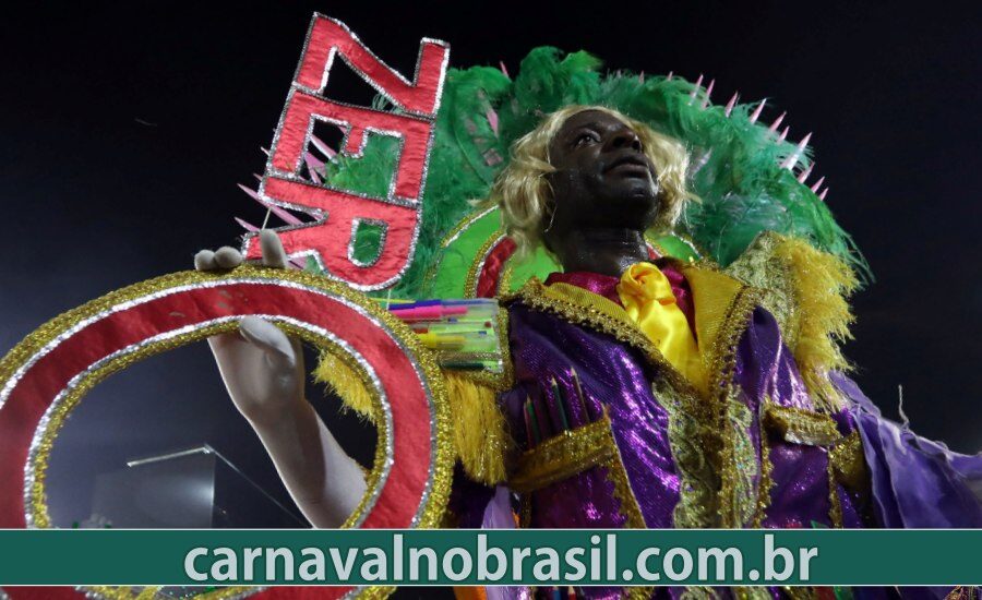 Desfile Lins Imperial no Carnaval do Rio de Janeiro - Foto RioTur - carnavalnobrasil.com.br