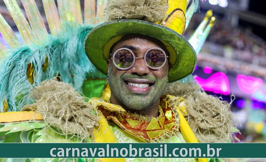 Desfile Lins Imperial no Carnaval do Rio de Janeiro - Foto RioTur - carnavalnobrasil.com.br