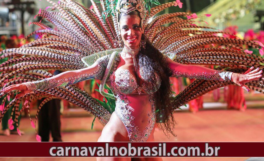 Desfile Lins Imperial no Carnaval do Rio de Janeiro - Foto RioTur - carnavalnobrasil.com.br
