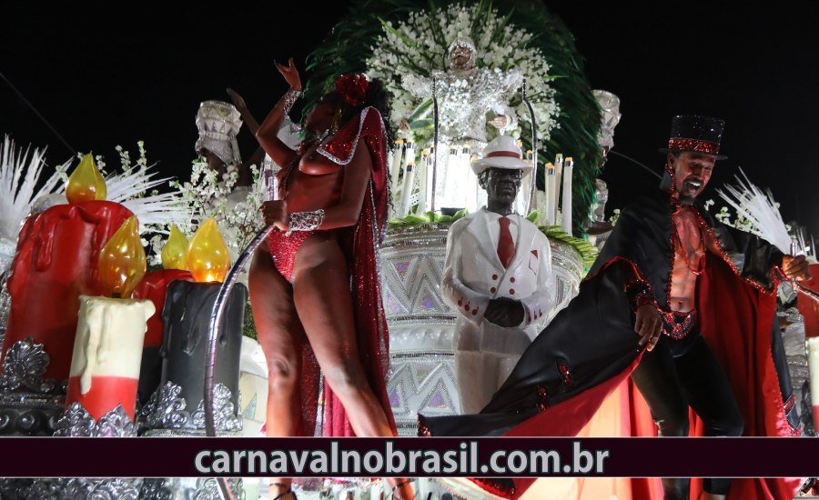 Desfile Salgueiro no Carnaval 2022 no Rio de Janeiro - Foto RioTur - carnavalnobrasil.com.br