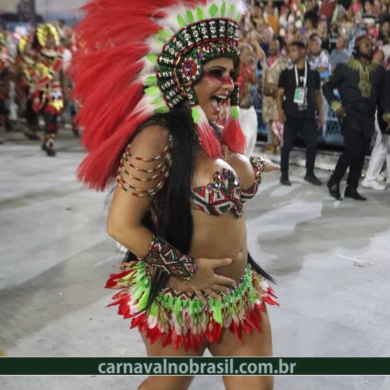 Desfile Salgueiro no Carnaval 2022 no Rio de Janeiro - Foto RioTur - carnavalnobrasil.com.br