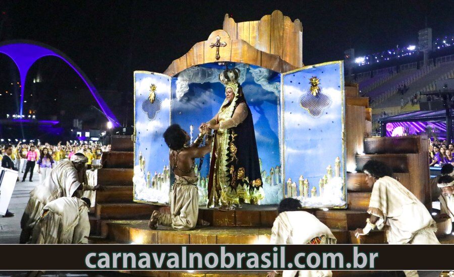 Desfile União da Ilha no Carnaval do Rio de Janeiro - Foto RioTur - carnavalnobrasil.com.br