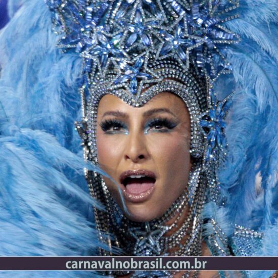 Desfile Unidos da Vila Isabel no Carnaval 2022 do Rio de Janeiro - Fotos RioTur - carnavalnobrasil.com.br