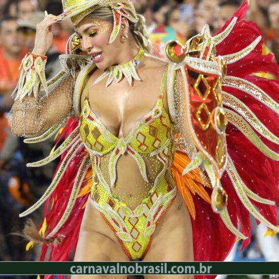 Desfile Viradouro no Carnaval 2022 no Rio de Janeiro - Foto RioTur - carnavalnobrasil.com.br