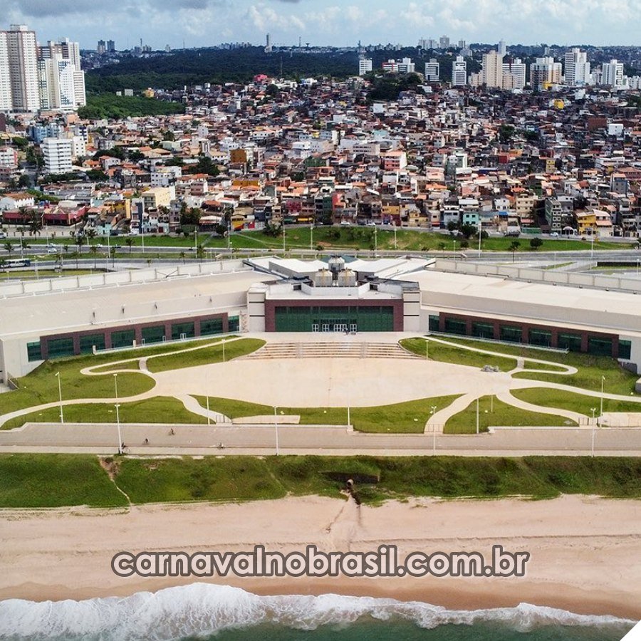 Expo Carnaval Brazil no Centro de Convenções, na orla da Boca do Rio em Salvador