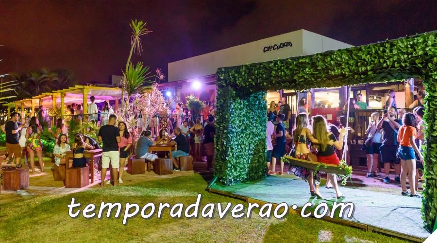 Guaratuba Carnaval 2024 no litoral paranaense : Café Curaçao programação Carnaval 2024