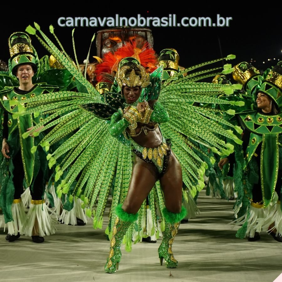 Desfile União de Jacarepaguá no Carnaval 2023 do Rio de Janeiro 