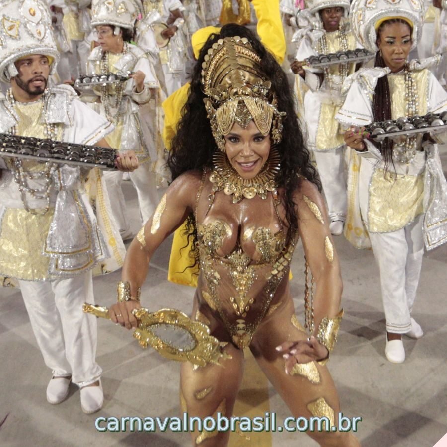 Evelyn Bastos Desfile Mangueira Carnaval 2023 do Rio de Janeiro - Foto Gabriel Monteiro | RioTur