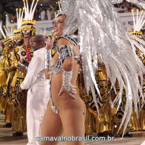 Paolla Oliveira no desfile da Grande Rio no Carnaval 2023 - Foto Gabriel Monteiro | RioTur