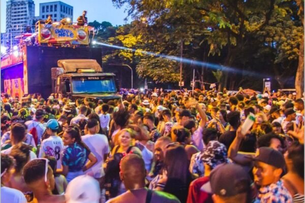 Belo Horizonte Pré Carnaval 2024 : Funk You, Baianas Ozadas e Zé da Guiomar são atrações da Banda Mole