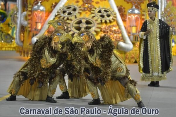São Paulo Carnaval 2024 : desfile Águia de Ouro no Sambódromo do Anhembi
