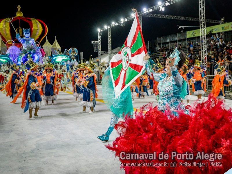 Protegidos da Princesa Isabel desfile no Carnaval de Porto Alegre 2024