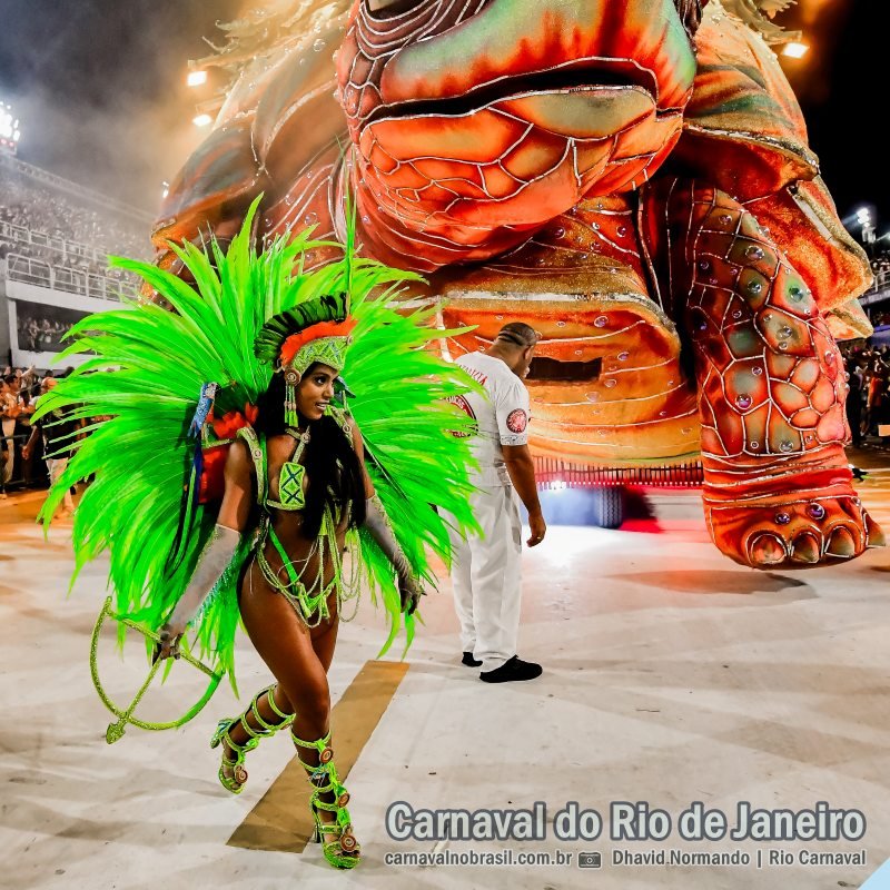 Foto Rebecca - musa do Salgueiro no Carnaval 2024 do Rio de Janeiro