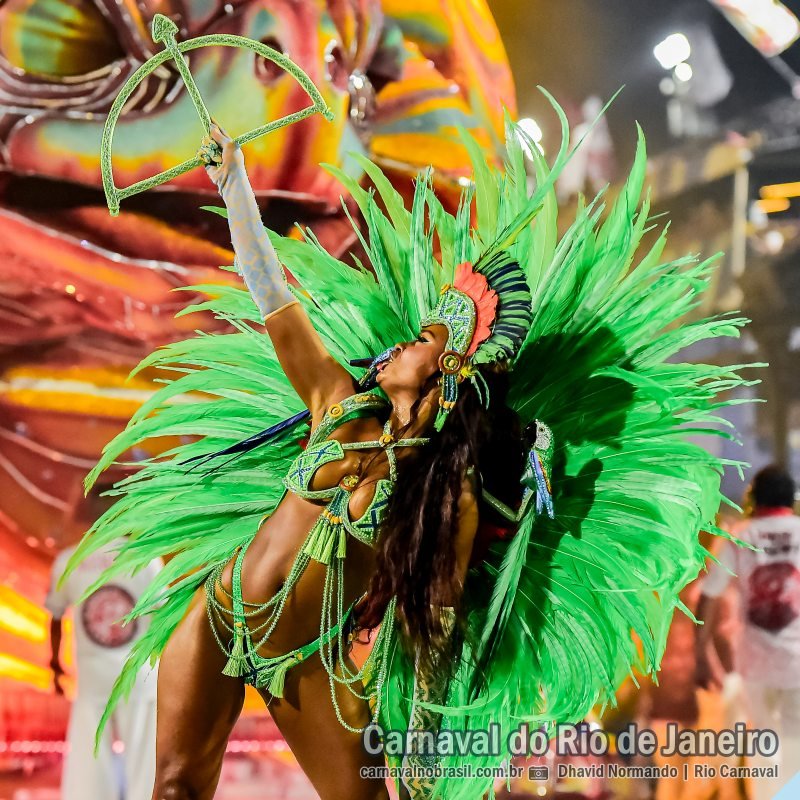 Foto Rebecca - musa do Salgueiro no Carnaval 2024 do Rio de Janeiro