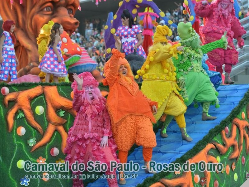 São Paulo Carnaval 2024 : desfile Rosas de Ouro no Sambódromo do Anhembi