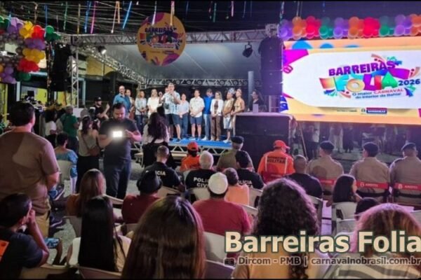 Barreiras Folia 2026 : prefeitura anuncia Psirico, Lá Fúria e Xande Harmonia Barreiras Folia 2026 - Carnaval na Bahia - Sortimentos Carnaval no Brasil