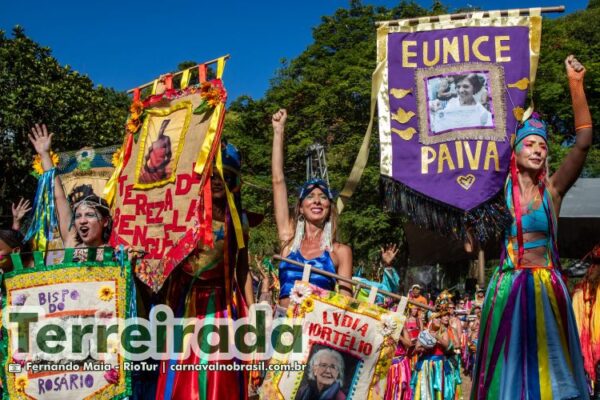 Fotos Bloco Terreirada no Carnaval de Rua no Rio de Janeiro