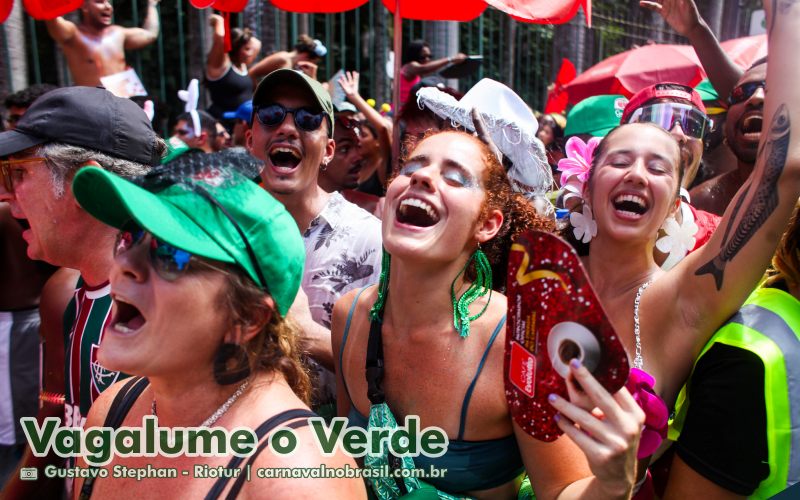 Fotos bloco Vagalume o Verde no Carnaval de Rua 2025 no Rio de Janeiro