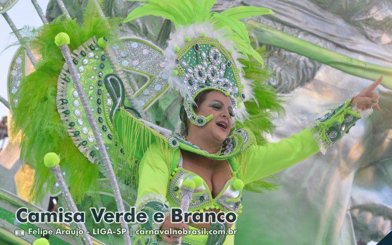 Desfile da Camisa Verde e Branco no Carnaval 2025 de São Paulo