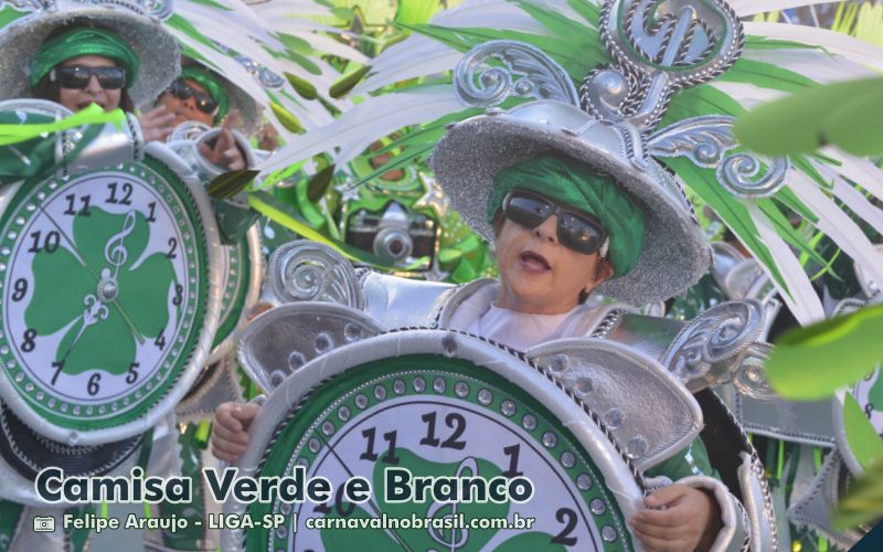 Desfile da Camisa Verde e Branco no Carnaval 2025 de São Paulo