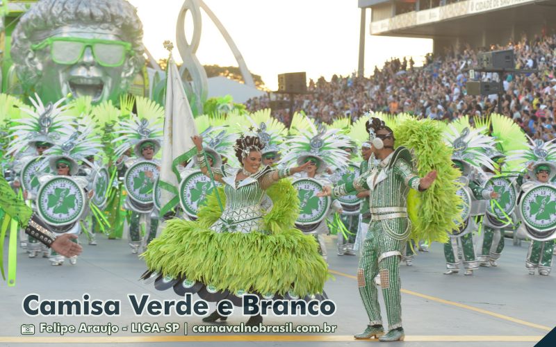 Desfile da Camisa Verde e Branco no Carnaval 2025 de São Paulo