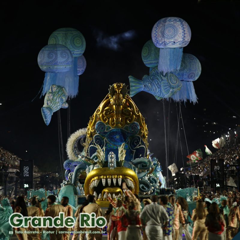 Desfile Grande Rio no Carnaval 2025 do Rio de Janeiro