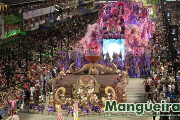 Desfile Mangueira no Carnaval 2025 do Rio de Janeiro - carnavalnobrasil.com.br