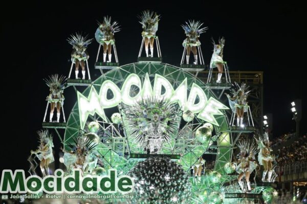 Desfile Mocidade Independente de Padre Miguel no Carnaval 2025 do Rio de Janeiro