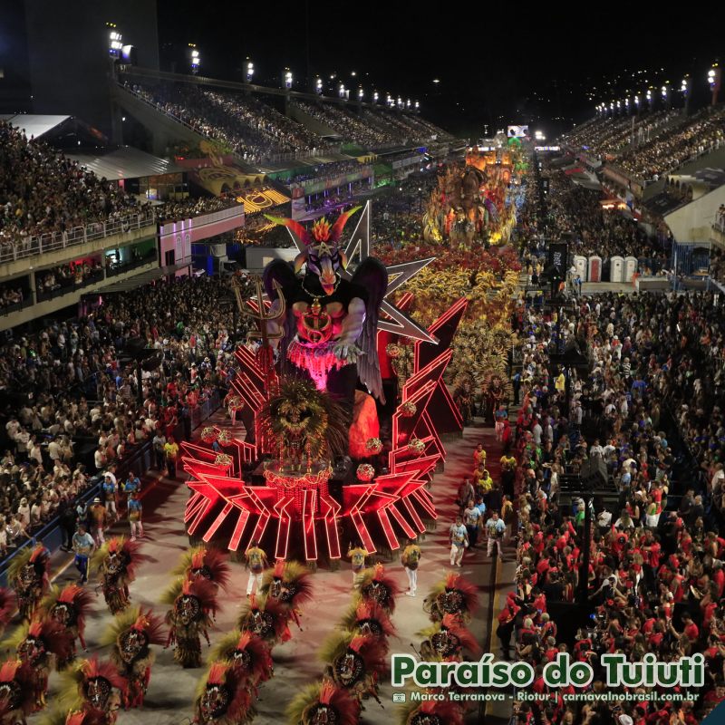 Desfile Paraíso do Tuiuti no Carnaval 2025 do Rio de Janeiro